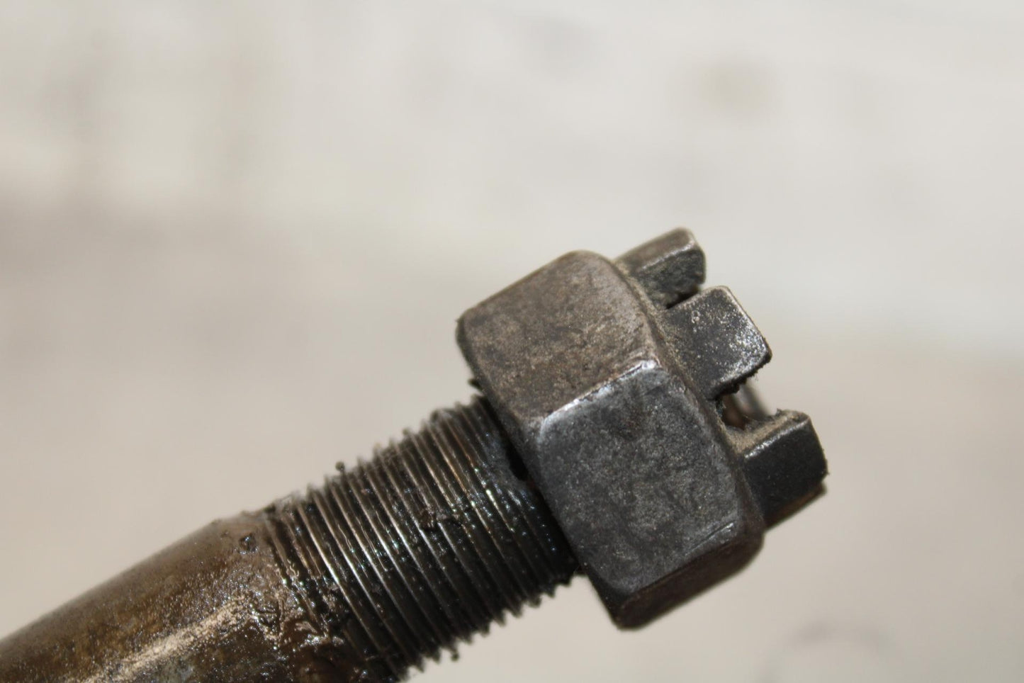 2005 Kawasaki Vulcan 1500 VN1500N REAR AXLE BACK WHEEL RIM PIVOT BOLT  BB576