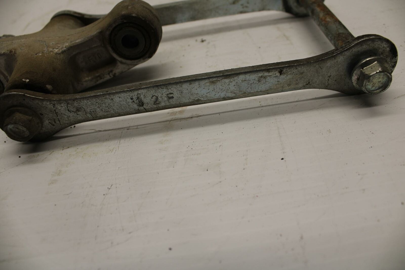 13-16 SUZUKI BANDIT 1250S ABS REAR DOGBONE SHOCK LINKAGE LINK BB238