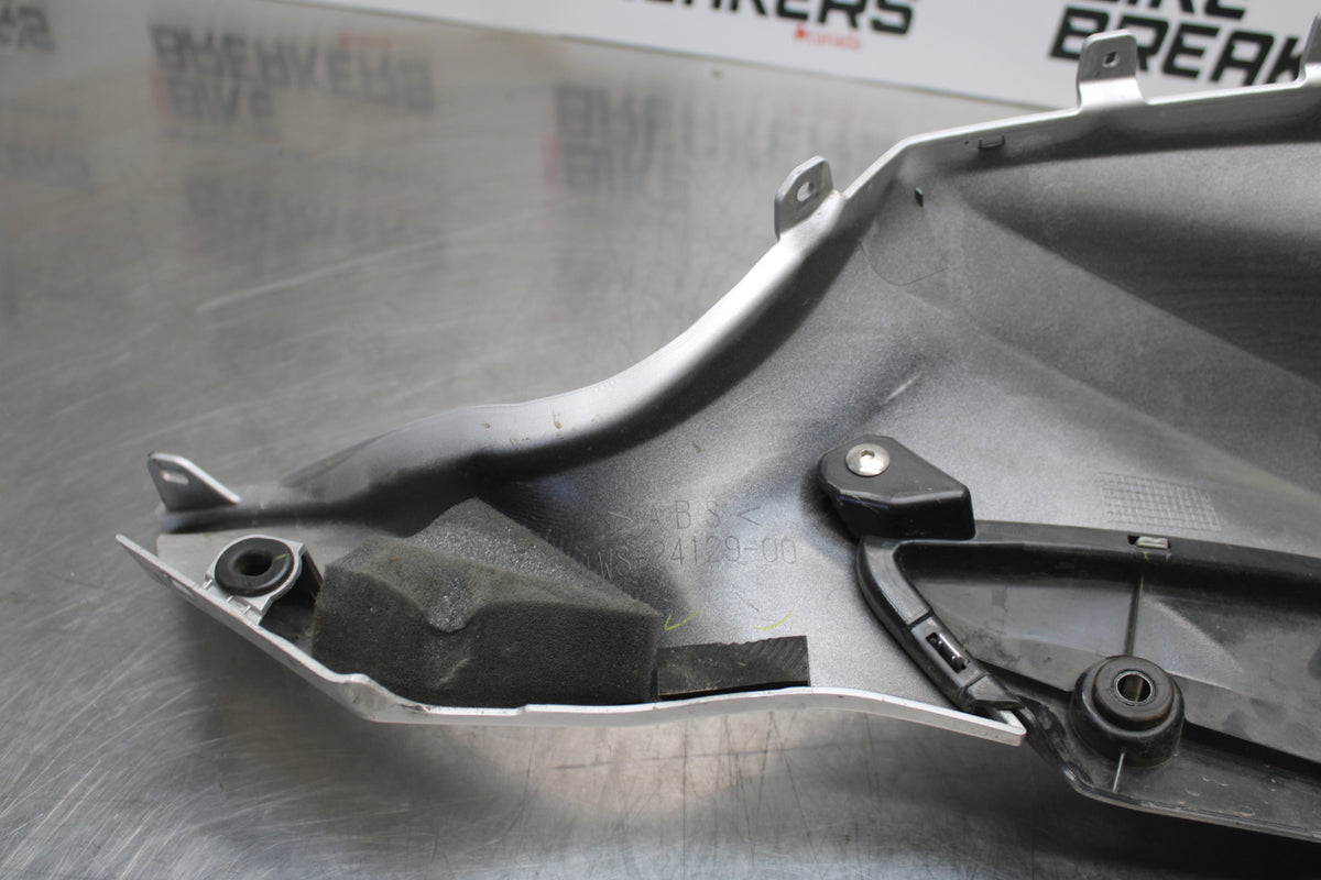 14-17 YAMAHA FZ07 LEFT LOWER MID UPPER SIDE FAIRING COWL BB162