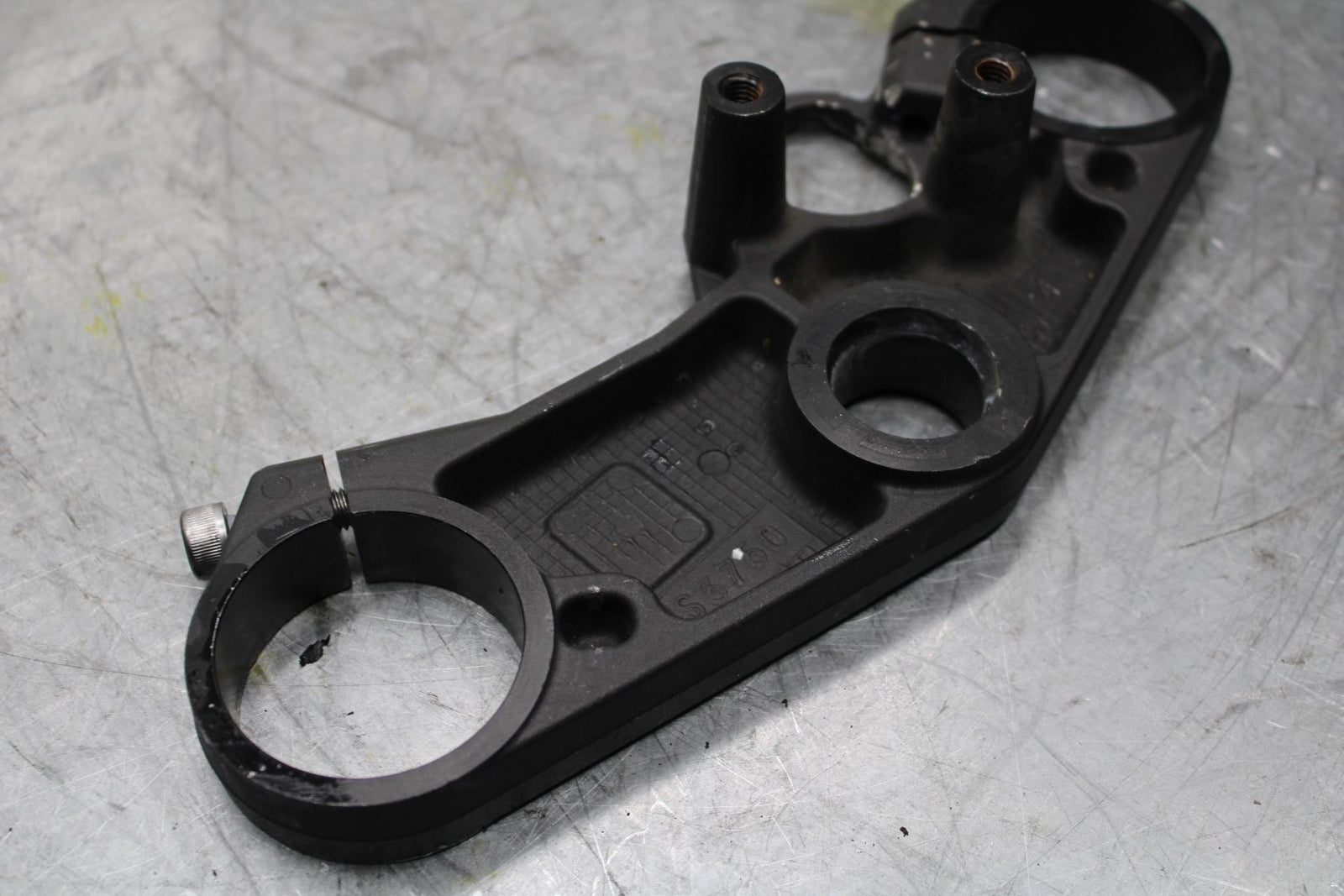 2006 Suzuki GSXR600 FORKS UPPER TRIPLE TREE CLAMP BB447