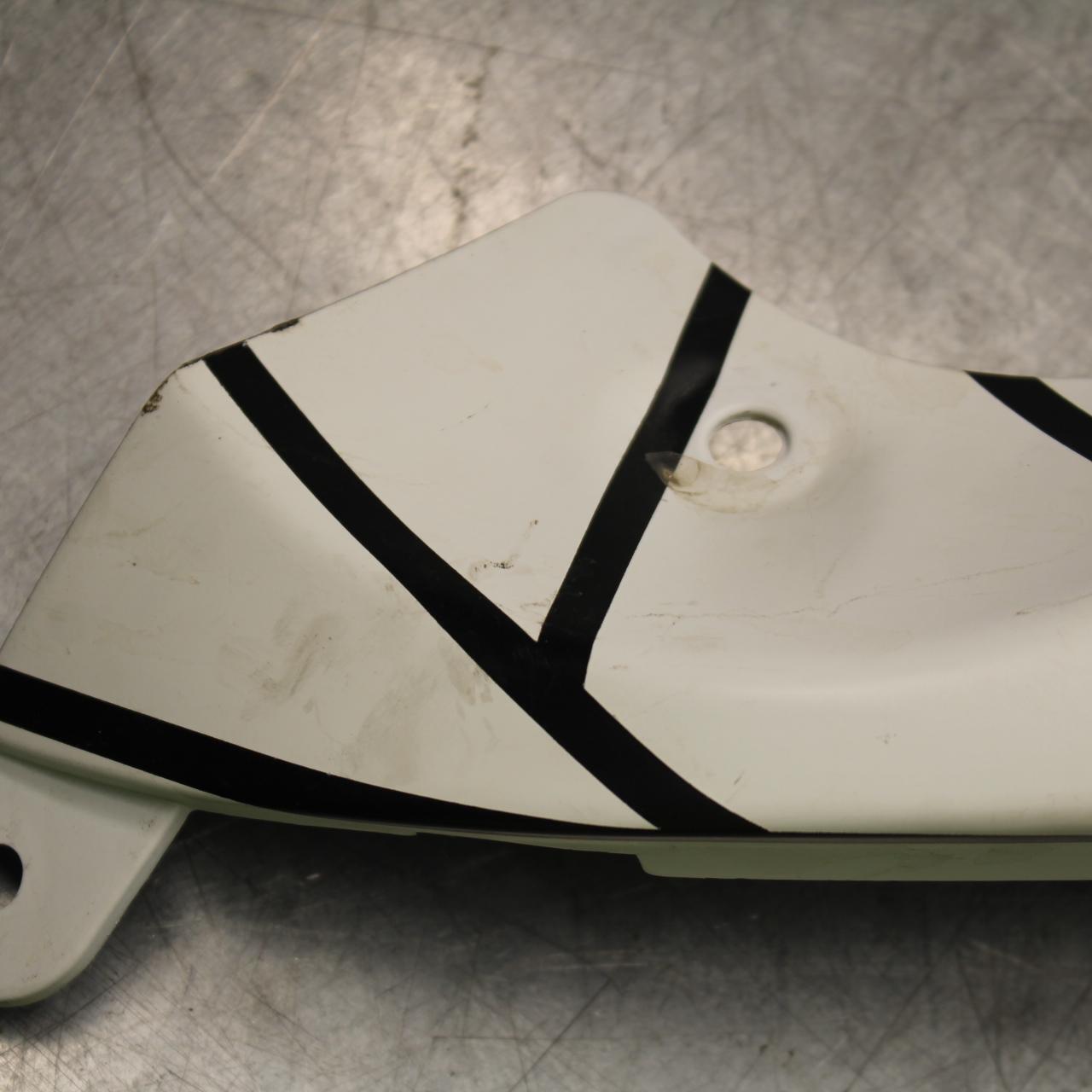 06-07 SUZUKI GSXR750 RIGHT FRONT UPPER NOSE FAIRING COWL SHROUD BB645