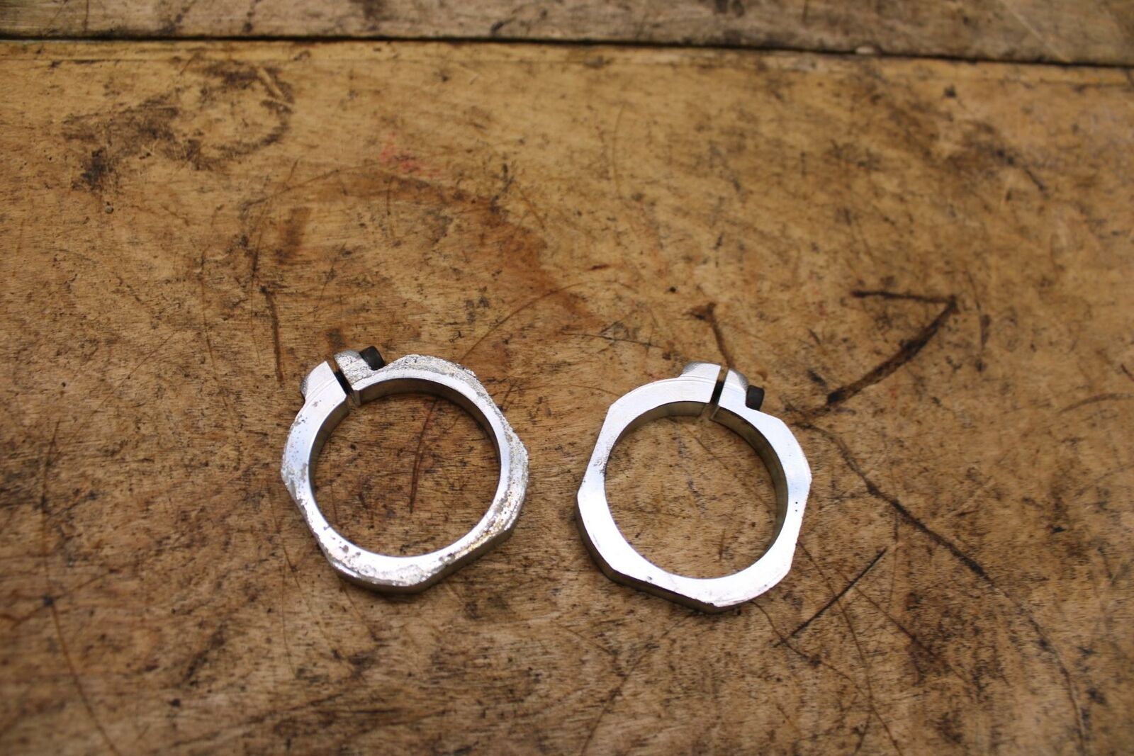 05-08 KAWASAKI VULCAN 1500 VN1500N CLASSIC FRONT FORK COVERS SUPPORTS  BB343