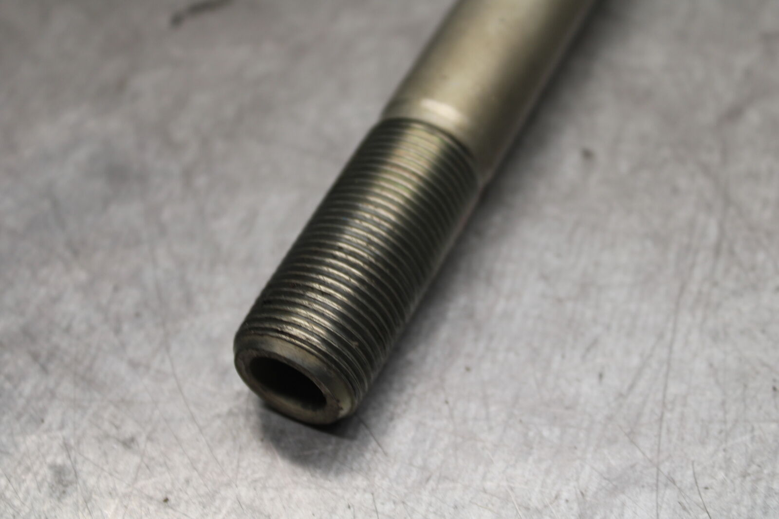 18-24 KAWASAKI NINJA 650 FRONT WHEEL RIM AXLE PIVOT BOLT BB725