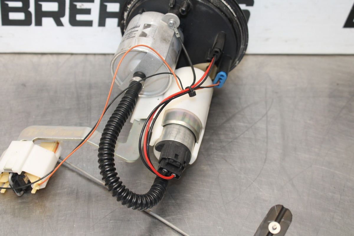 17-20 BMW S1000R FUEL PUMP GAS PETROL SENDER UNIT BB909