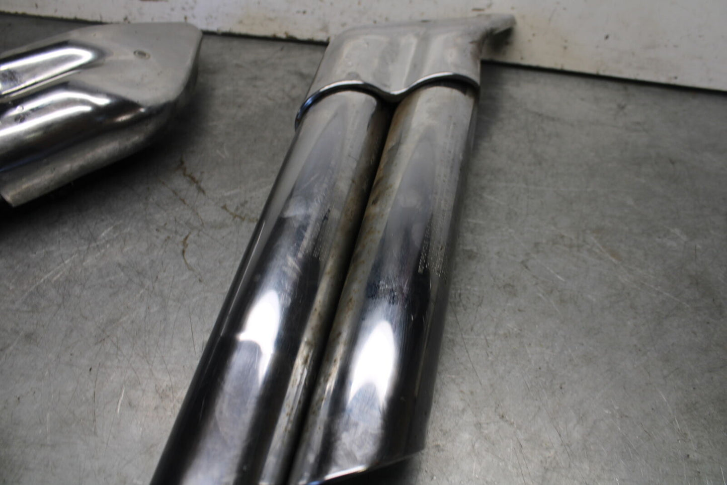85-86 SUZUKI MADURA 1200 EXHAUST PIPE  BB691