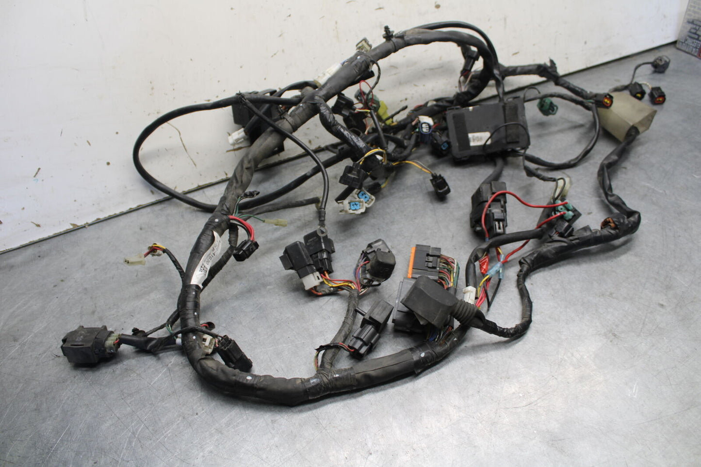 05-06 SUZUKI GSXR1000 MAIN ENGINE WIRING HARNESS WIRE LOOM 36610-41G30 BB677