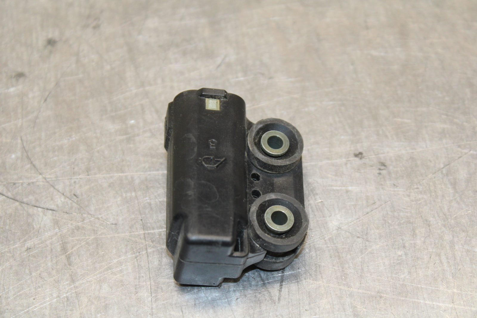 03-05 YAMAHA YZF R6  TIP OVER BANK ANGLE CRASH SENSOR SWITCH  BB132