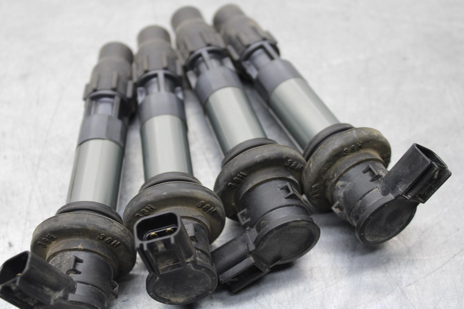 2015 Suzuki GSXR750 IGNITION COILS COIL SPARK PLUG CAPS BB595
