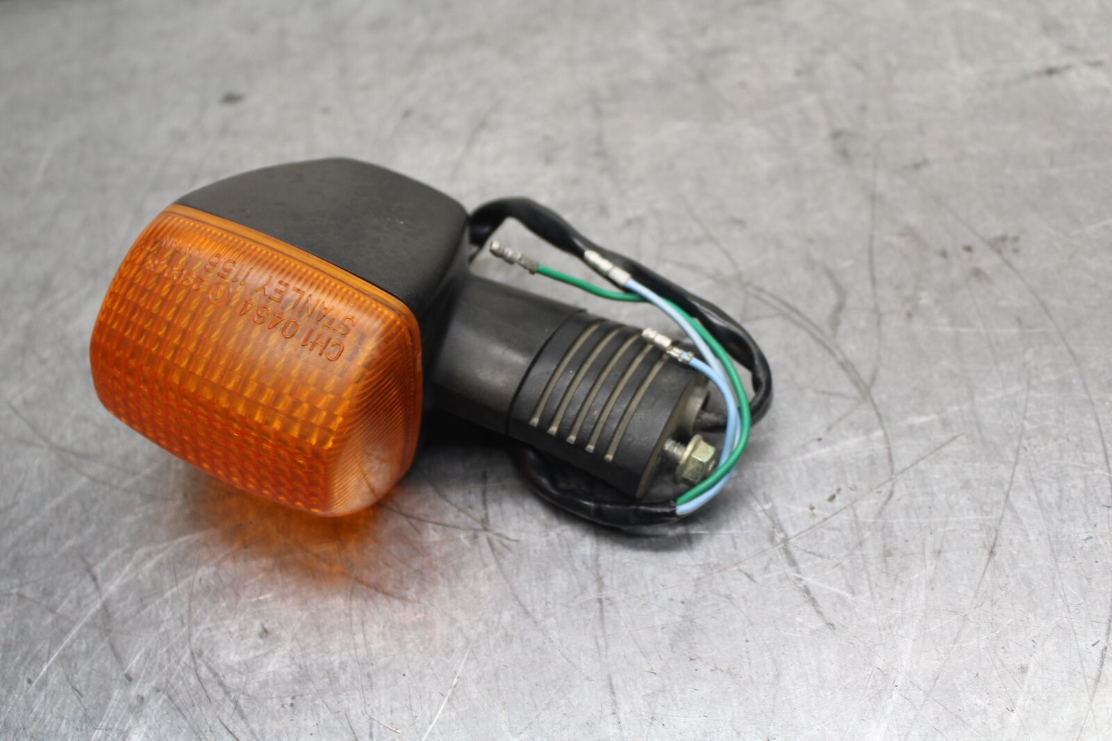 84 HONDA INTERCEPTOR 750 VF750F RIGHT FRONT TURN SIGNAL LIGHT INDICATOR BB108
