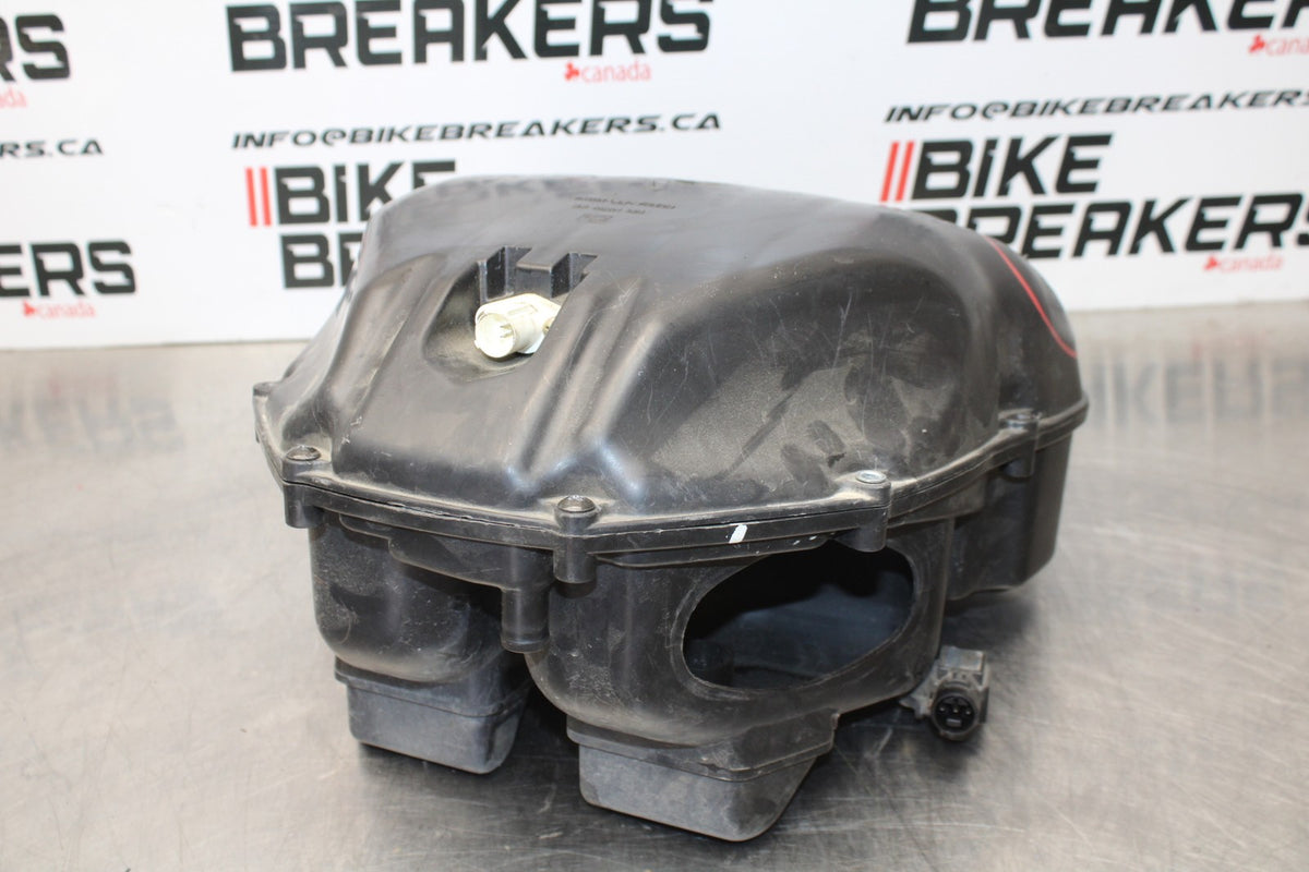 01-06 HONDA CBR600F4I AIRBOX AIR INTAKE FILTER BOX BB185