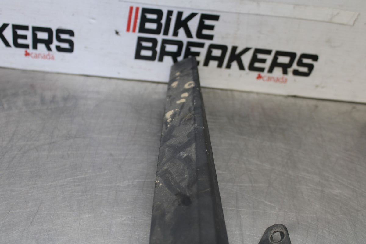 19 BMW F750GS REAR BACK DRIVE CHAIN GUARD COVER SHIELD BB938
