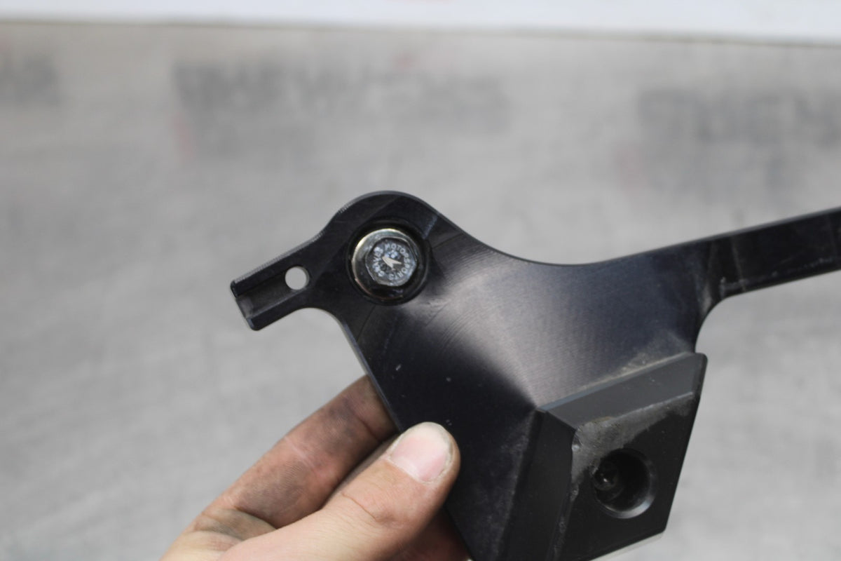 17 YAMAHA YZF R6 GRAVES FRAME SLIDERS SET BB922