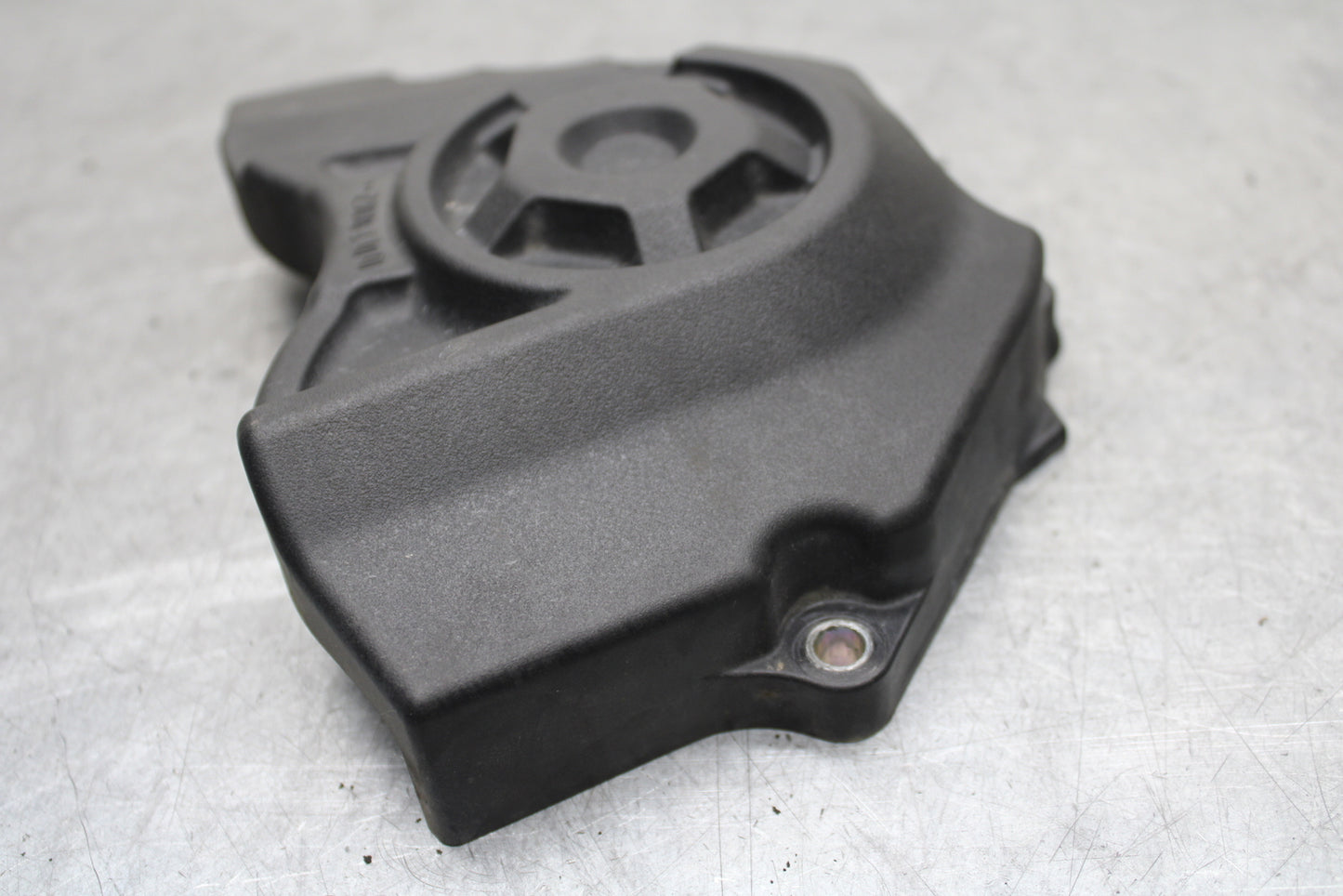 16 KAWASAKI NINJA ZX10R ENGINE SPROCKET COVER BB650