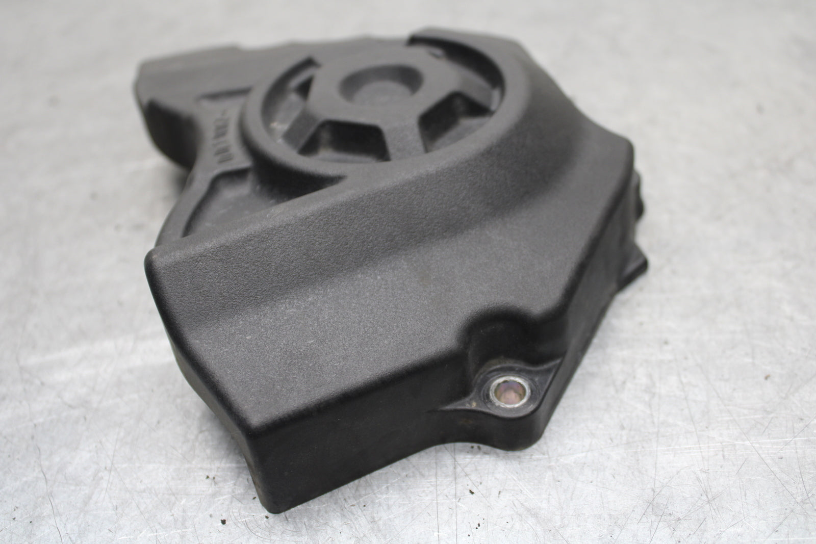 16 KAWASAKI NINJA ZX10R ENGINE SPROCKET COVER BB650