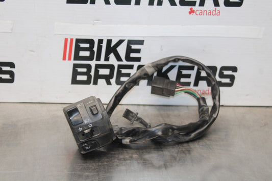 05-06 KAWASAKI NINJA ZX6R LEFT CLIP ON HANDLE HORN SIGNALS SWITCH SWITCHES BB877