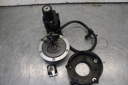 17-21 HONDA CBR1000RR SP IGNITION LOCK KEY SET W/ GAS CAP AND SEAT LOCK BB681
