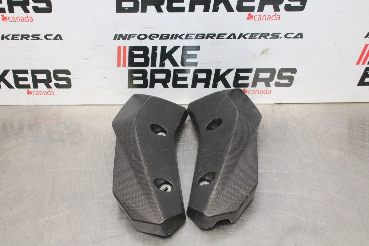 14-17 YAMAHA FZ07 ENGINE RADIATOR COOLER SIDE COVER GUARDS BB843
