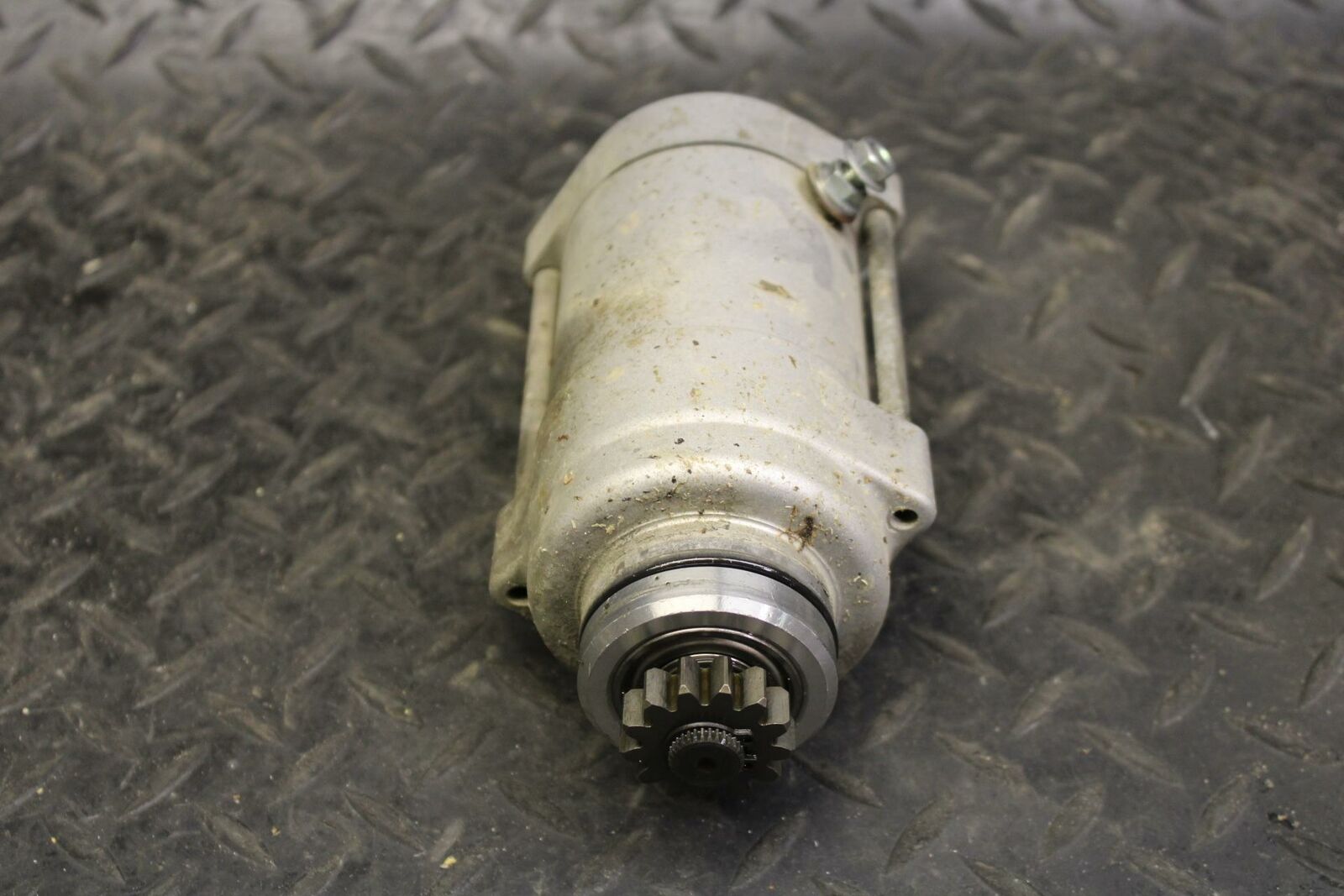 06 YAMAHA V STAR 1100 ENGINE STARTING STARTER MOTOR -DC 12V  BB184
