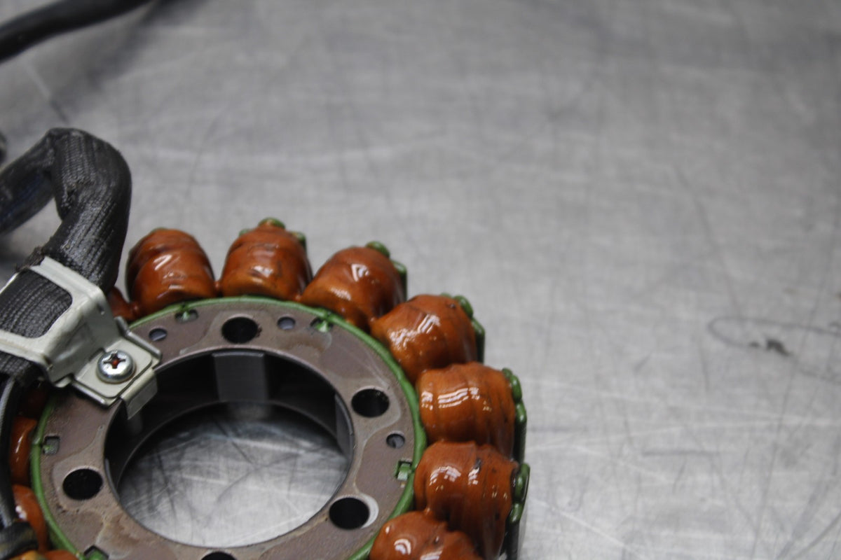 08 KAWASAKI NINJA ZX10R STATOR GENERATOR ALTERNATOR MAGNETO BB902