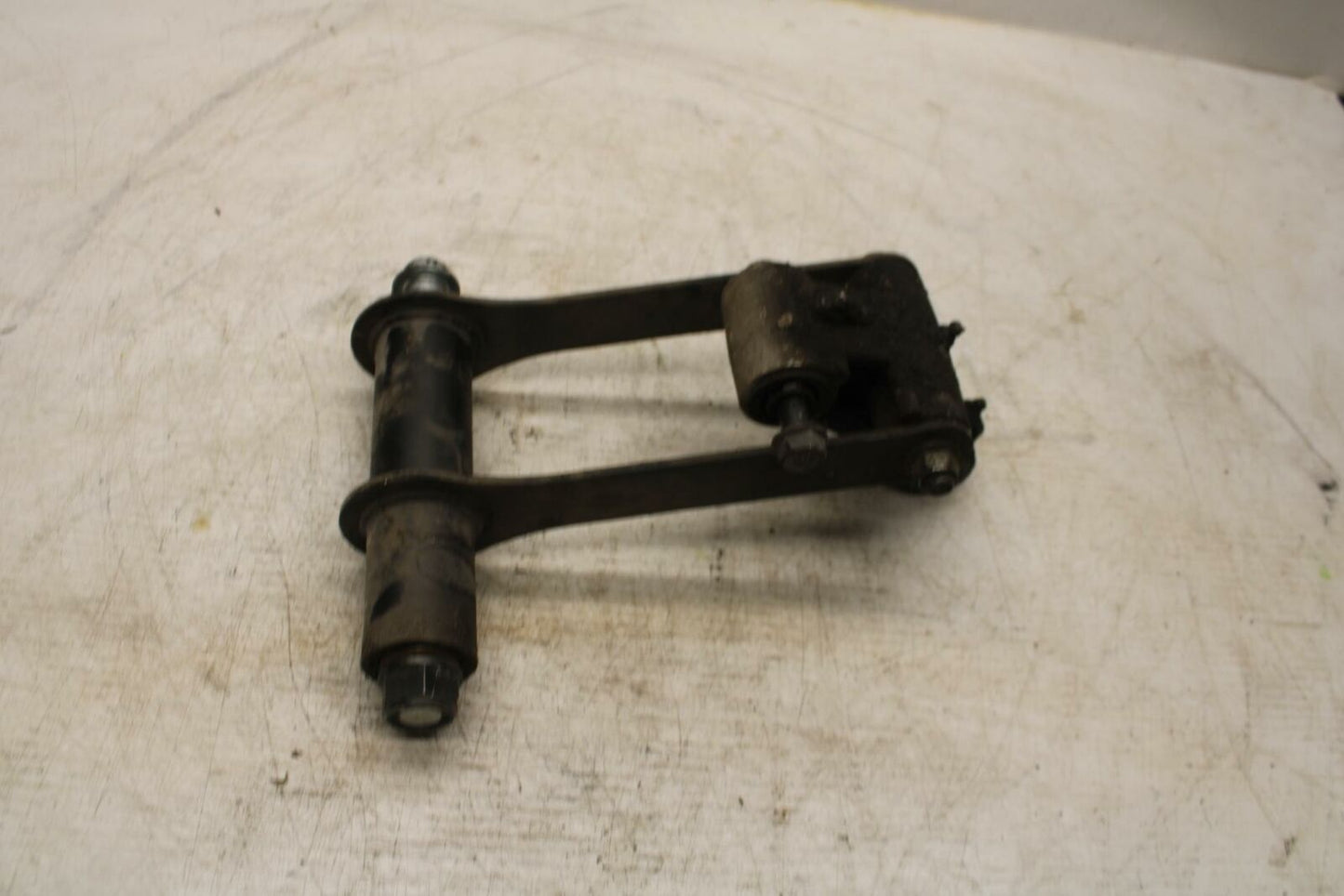 06-21 KAWASAKI VULCAN 900 REAR BACK SHOCK LINK BB363