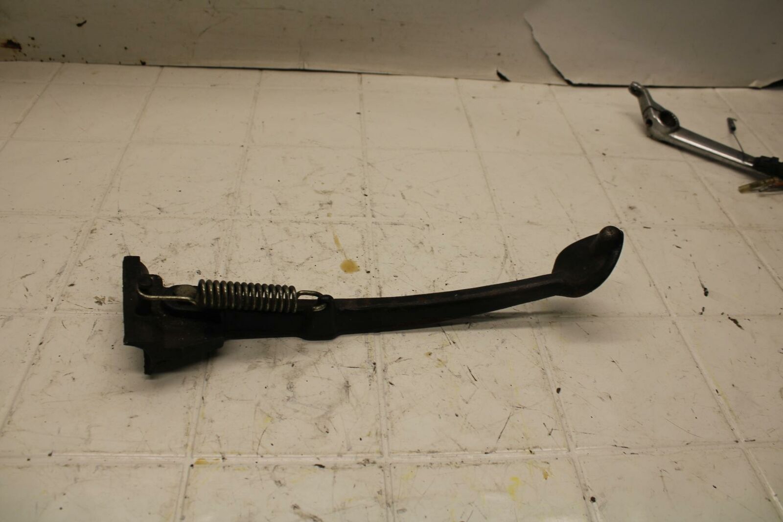 80-83 SUZUKI GS750E KICKSTAND SIDE KICK STAND BB19