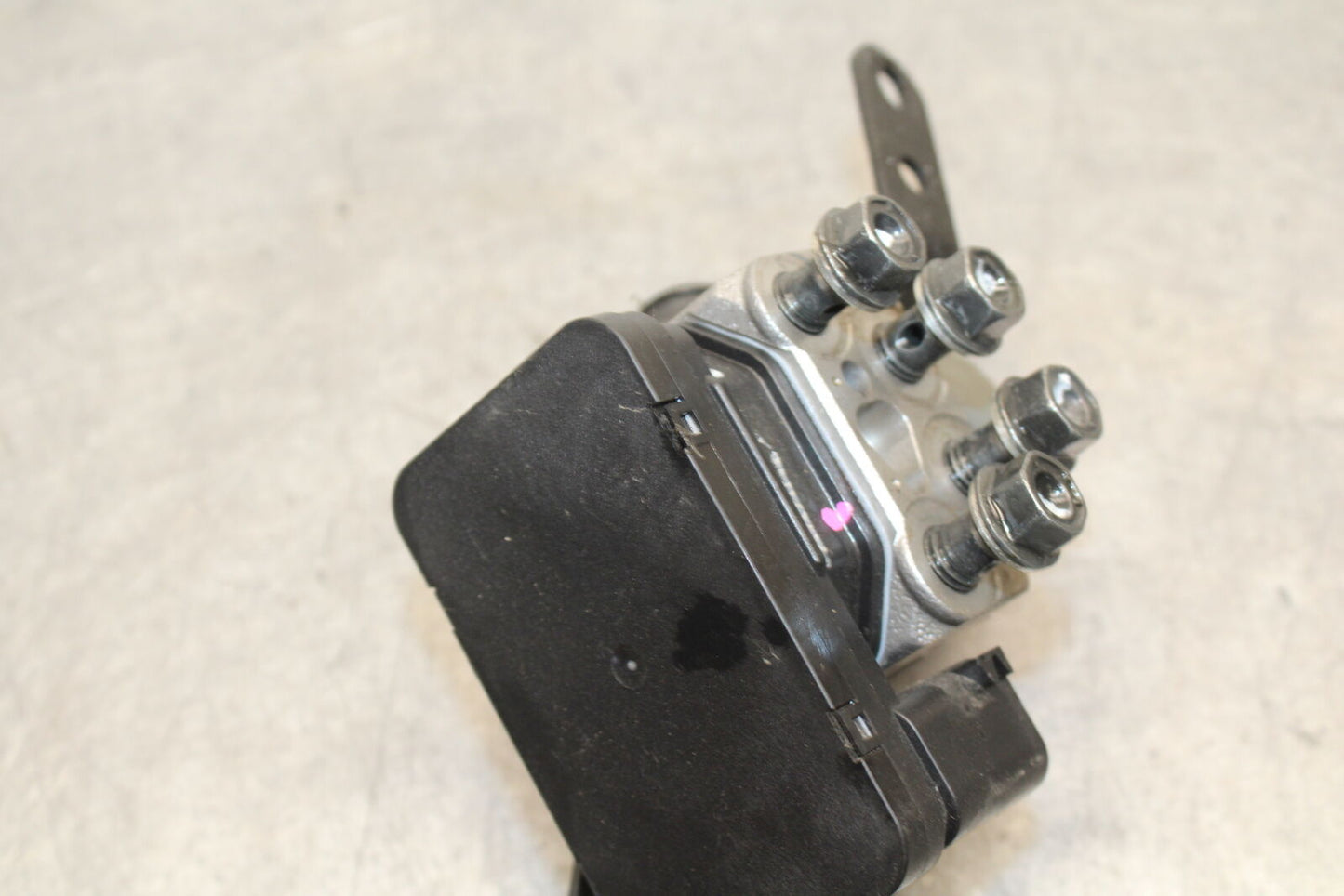 18-23 KAWASAKI NINJA 400 ABS PUMP UNIT MODULE BB660