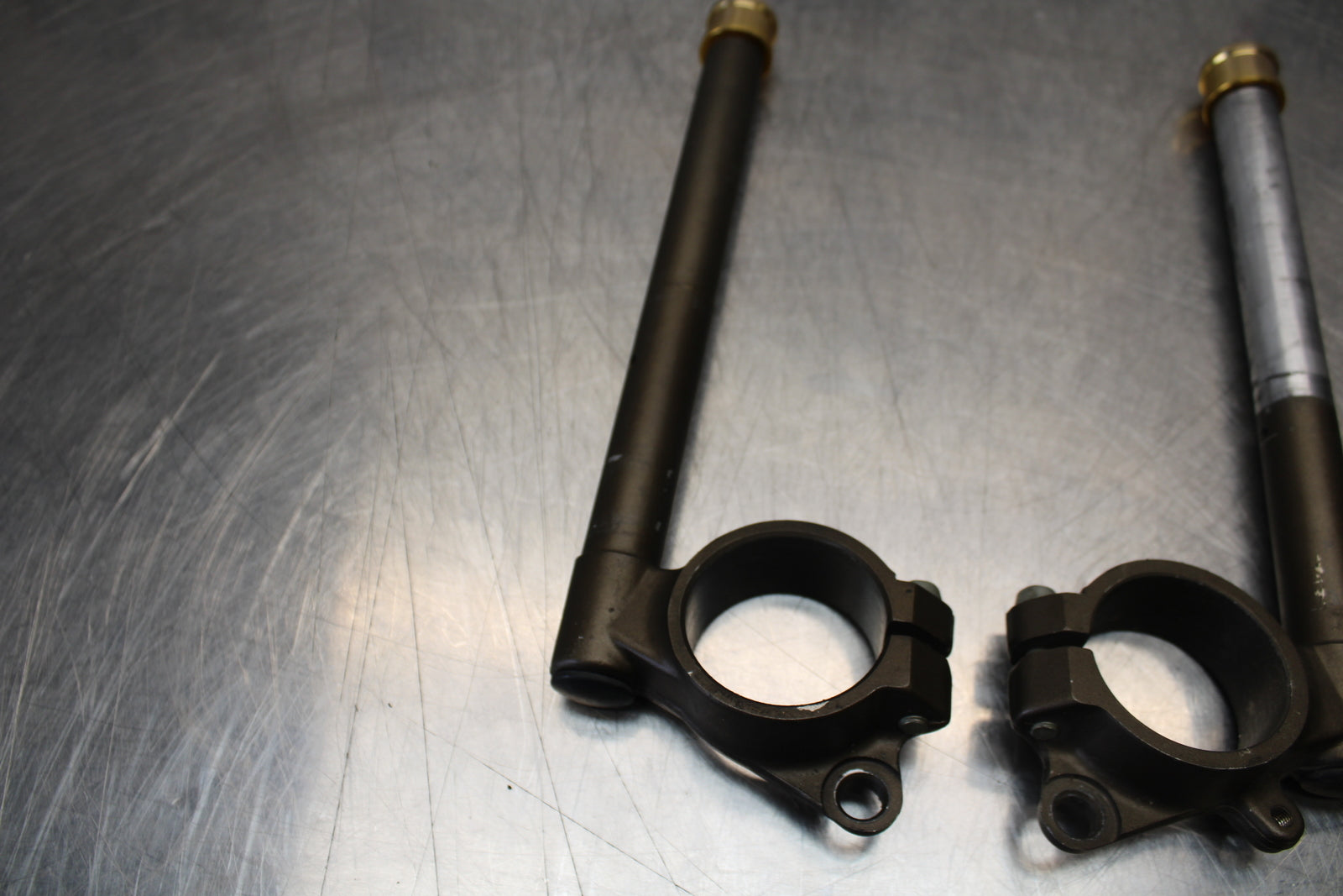 04-05 KAWASAKI NINJA ZX10R LEFT RIGHT CLIP ON ONS HANDLEBARS PAIR SET BB163