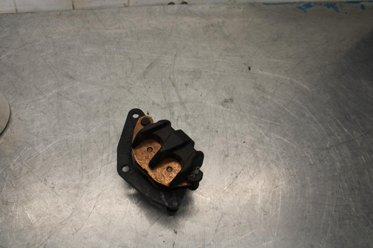 17-18 YAMAHA YZF R3 RIGHT LEFT FRONT BRAKE CALIPER SET PAIR CALIPERS BB438
