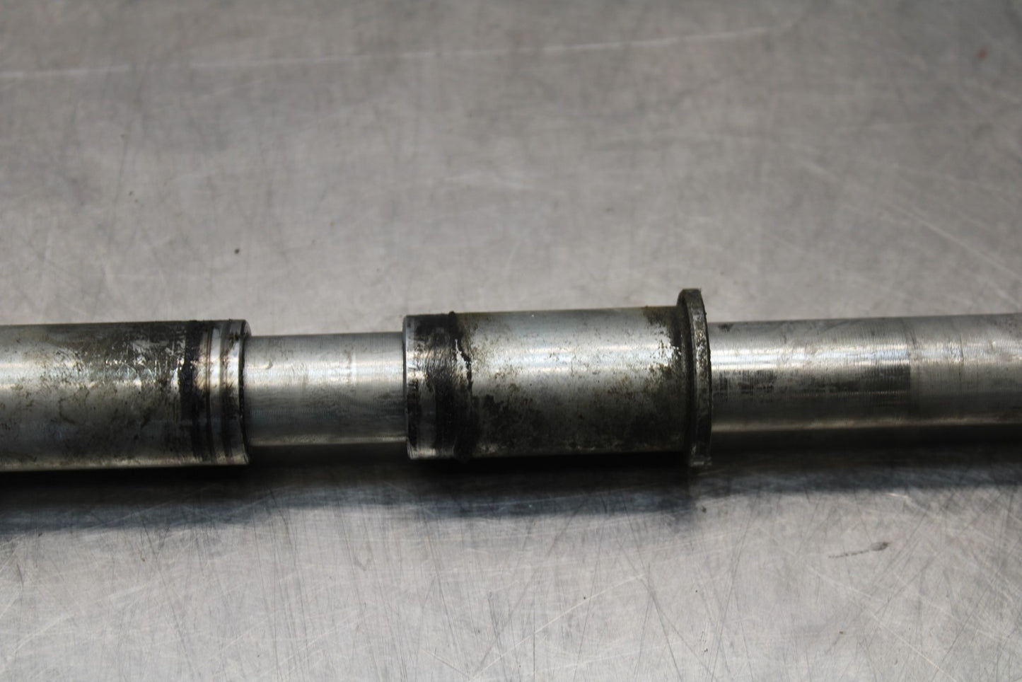 08 KAWASAKI VULCAN 900 FRONT WHEEL RIM AXLE PIVOT BOLT BB184