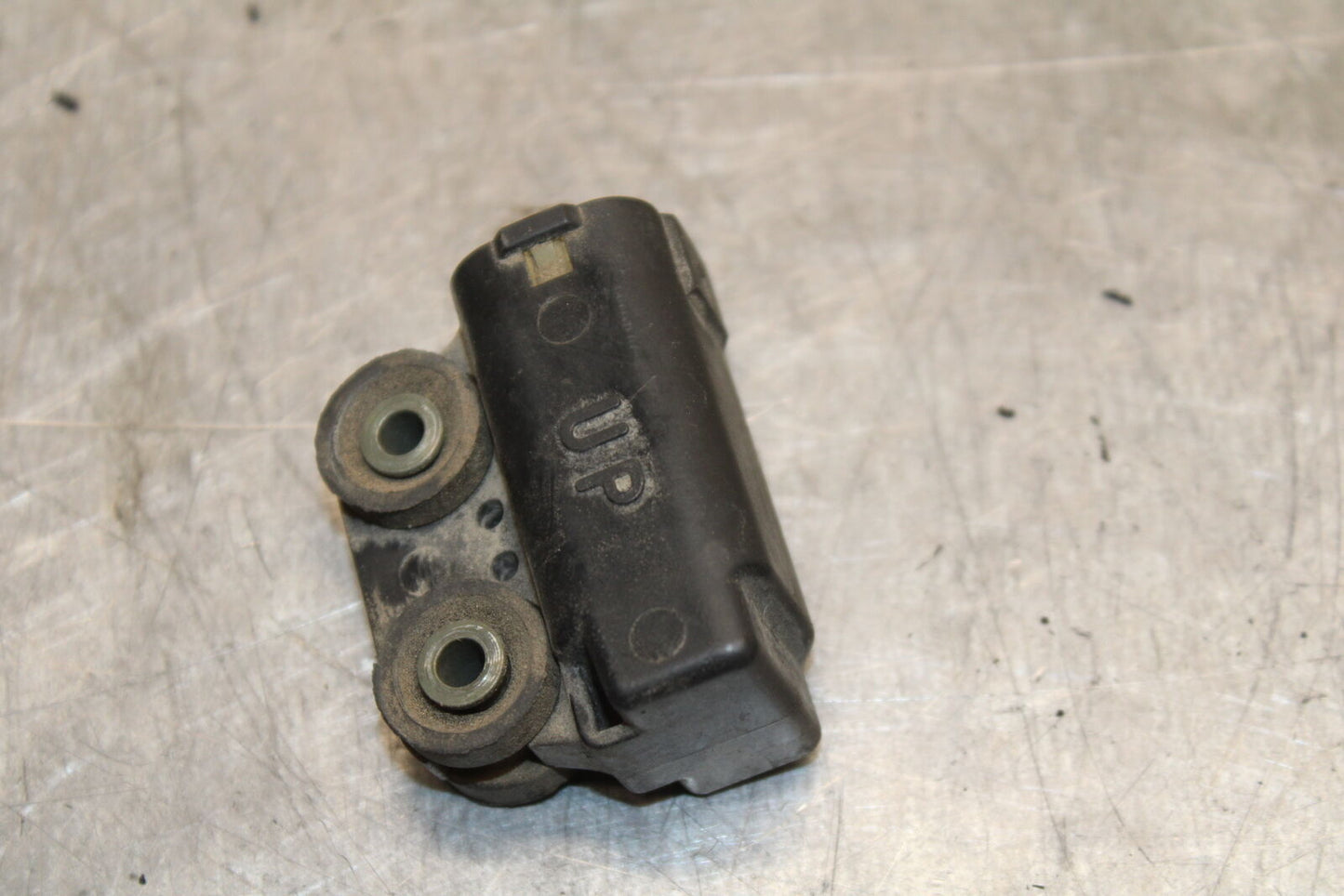 06 YAMAHA YZF R6 TIP OVER BANK ANGLE CRASH SENSOR SWITCH  5PS-82576-01-00 BB716