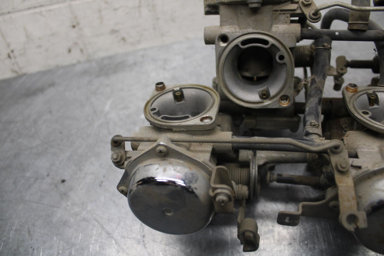 1984 Honda Interceptor 750 VF750F CARBS CARBURETORS BB38