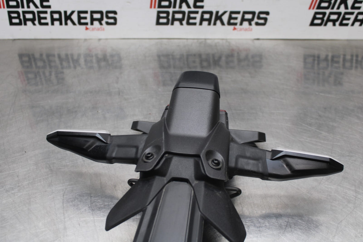 24-25 KAWASAKI NINJA ZX4R REAR BACK FENDER MUD GUARD BB827