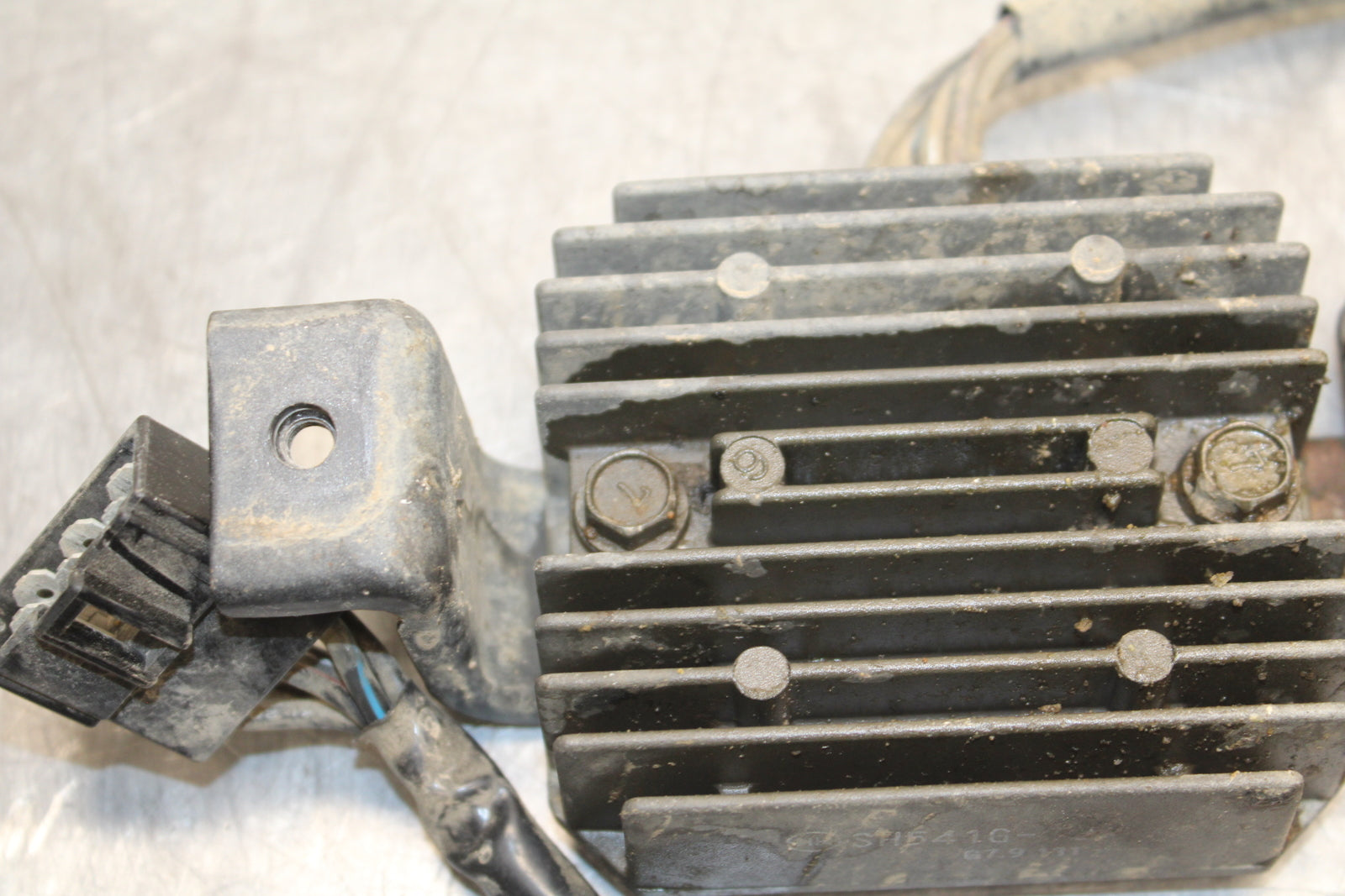 03-08 KAWASAKI VULCAN 1600 RECTIFIER VOLTAGE REGULATOR BB754