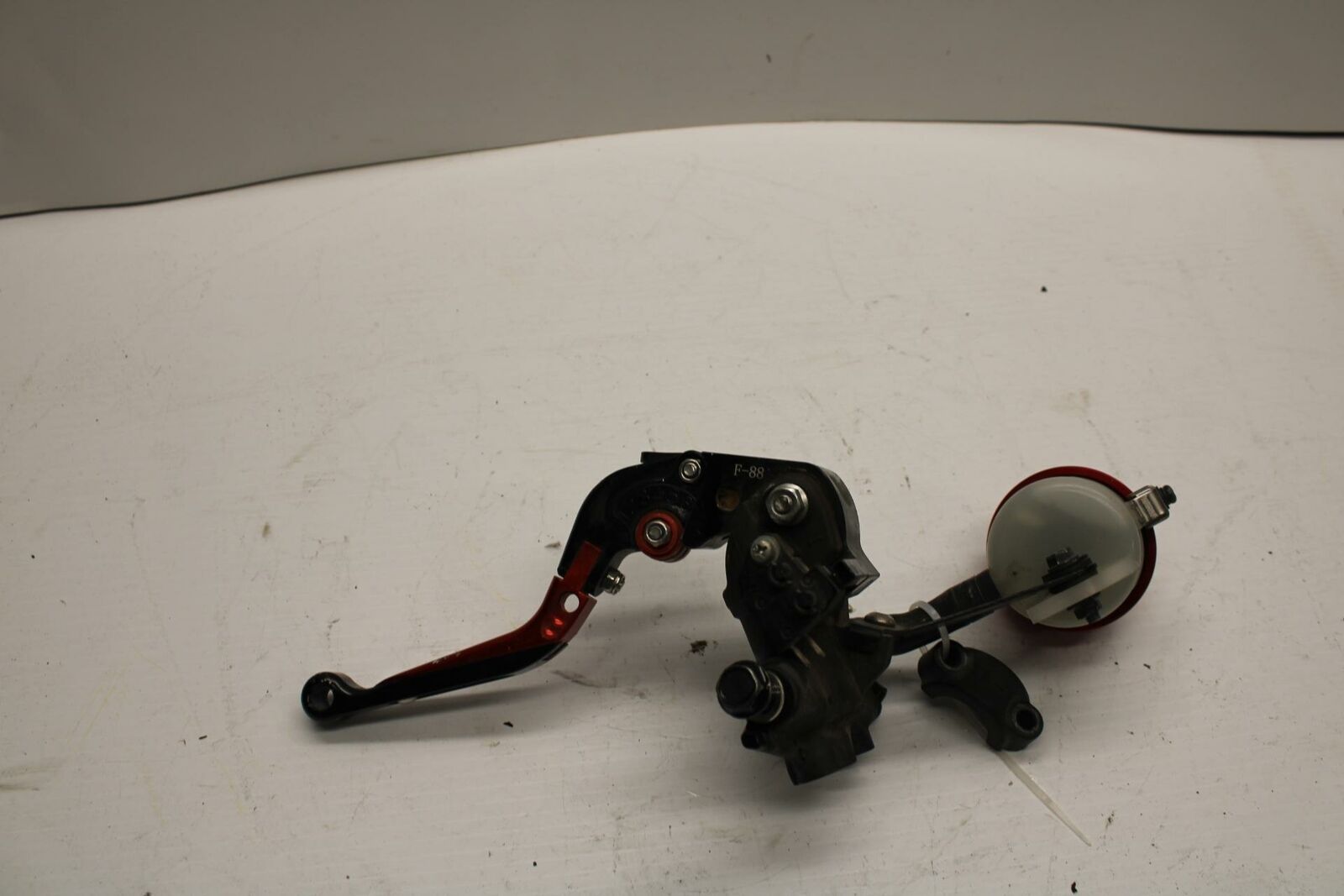 11-12 KAWASAKI Z1000 FRONT BRAKE MASTER CYLINDER w/ LEVER BB249