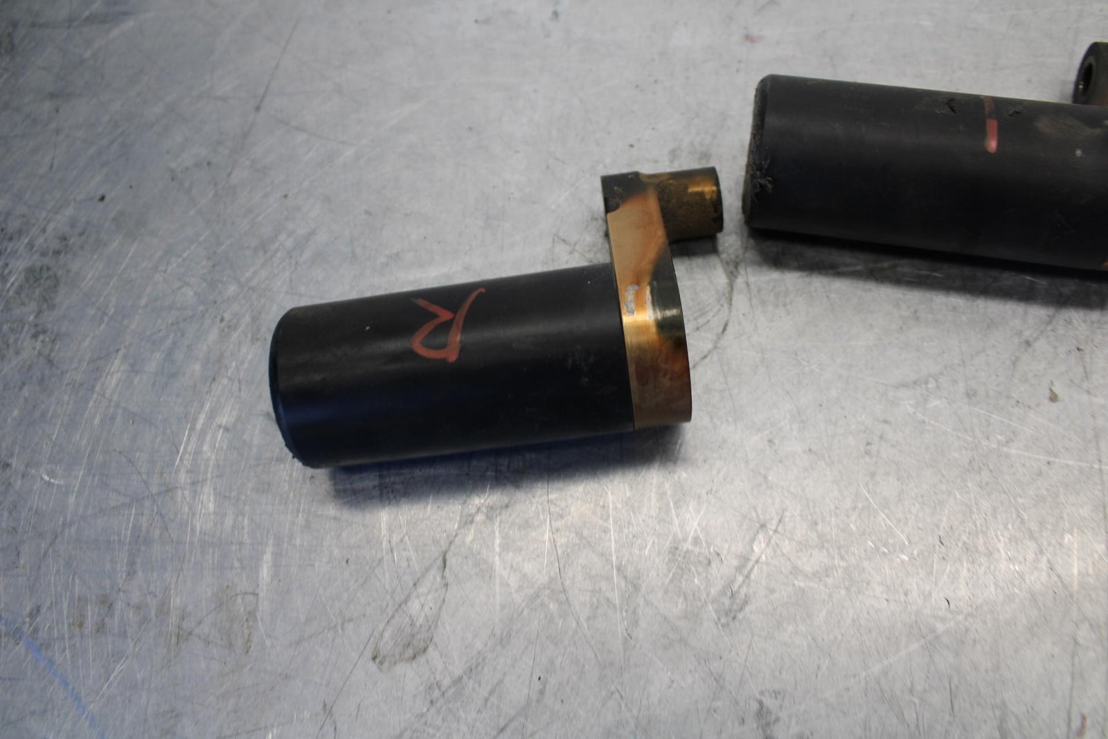 07-08 YAMAHA YZF R1 FRAME SLIDERS SET BB439