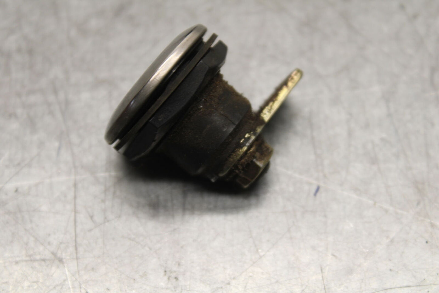 05-06 SUZUKI BOULEVARD M50 IGNITION LOCK KEY SET W/ GAS CAP AND SEAT LOCK BB671