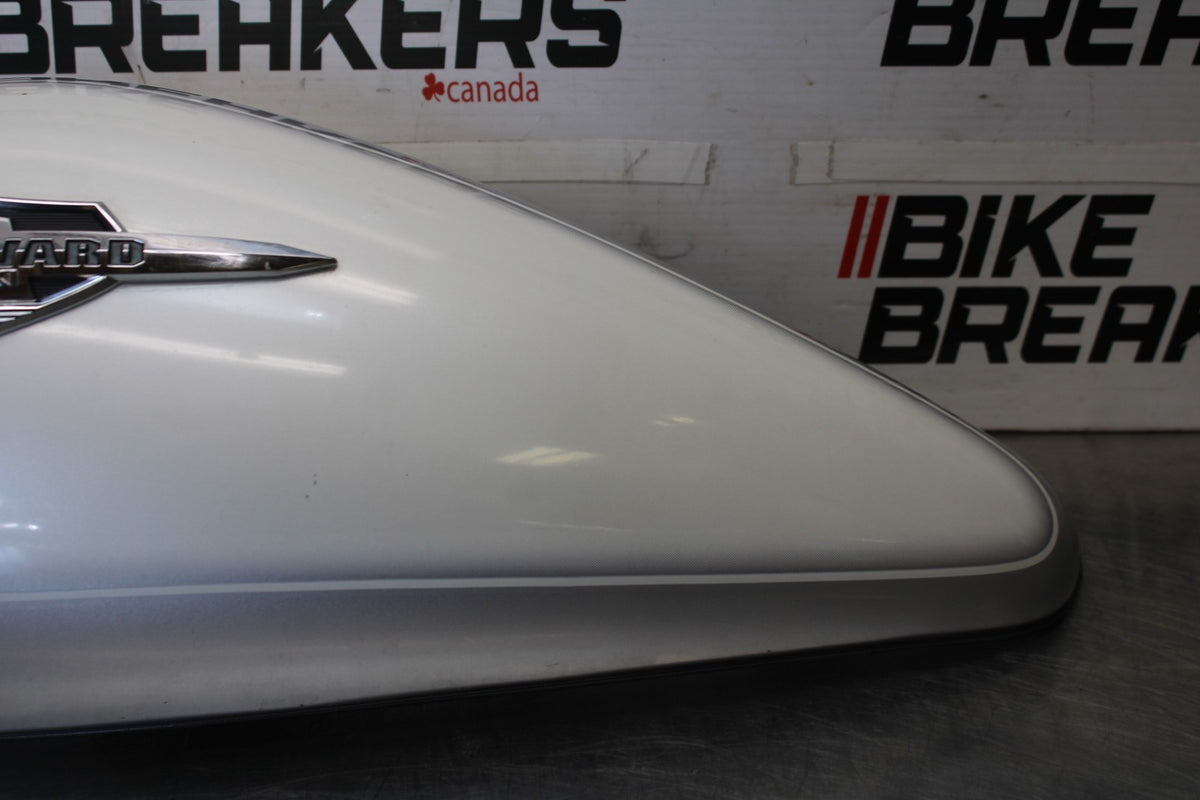05-09 SUZUKI BOULEVARD C90 LEFT GAS TANK COVER TRIM PANEL COWL FAIRING BB918