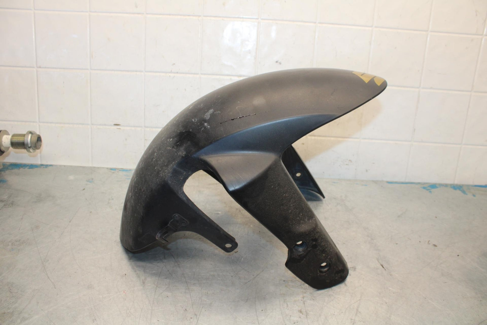 06-07 SUZUKI GSXR750 FRONT WHEEL FENDER COWL FAIRING BB424