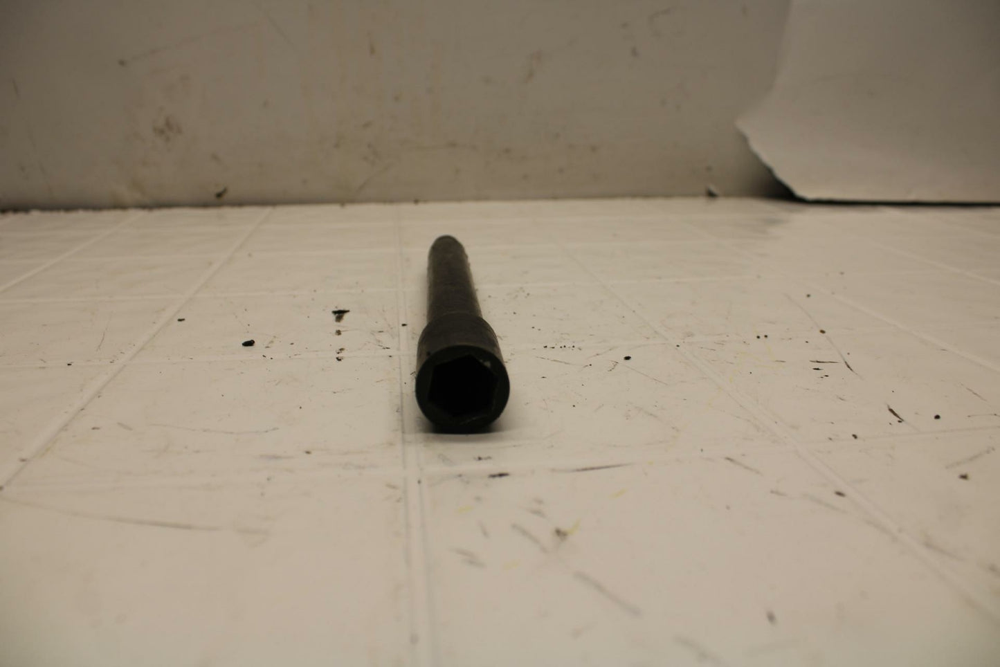 01 YAMAHA YZF R1 FRONT WHEEL RIM AXLE PIVOT BOLT BB25