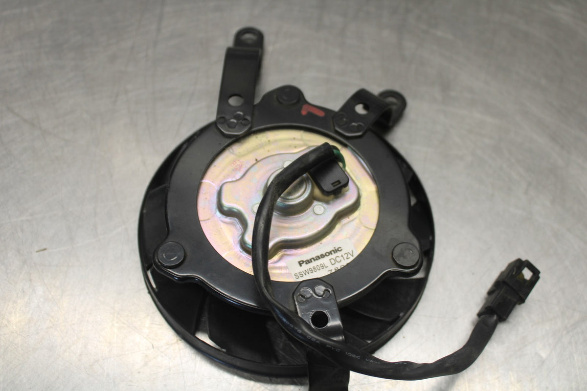 08-16 YAMAHA YZF R6 LEFT ENGINE RADIATOR COOLING FAN MOTOR  BB929