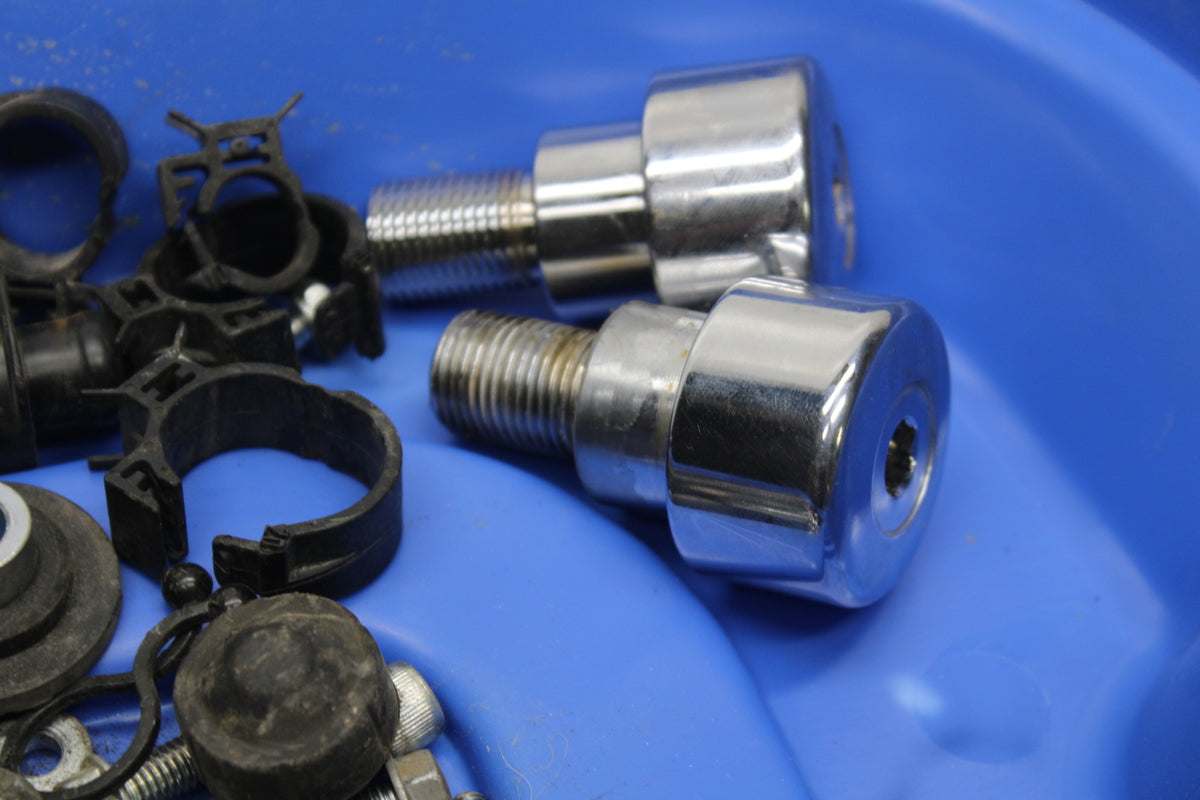 14-15 YAMAHA V STAR 1300 XVS1300CT TOURER MOUNTING BOLTS HARDWARE MOTOR BB722