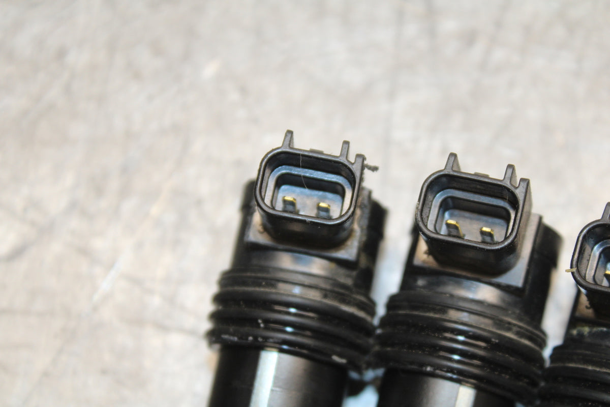 24-25 KAWASAKI NINJA ZX6R IGNITION COILS COIL SPARK PLUG CAPS BB726