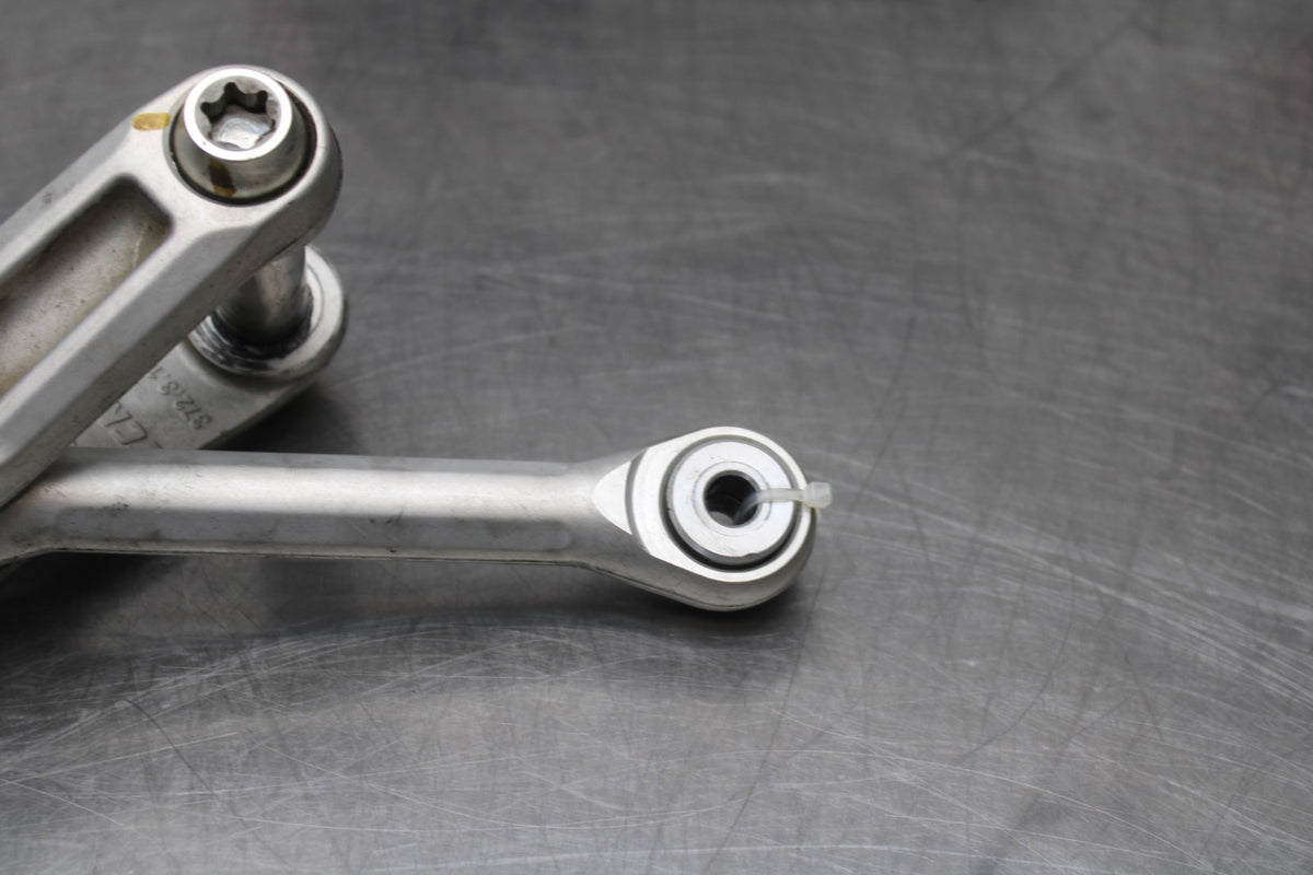 16 DUCATI 959 PANIGALE REAR DOGBONE SHOCK LINKAGE LINK BB912