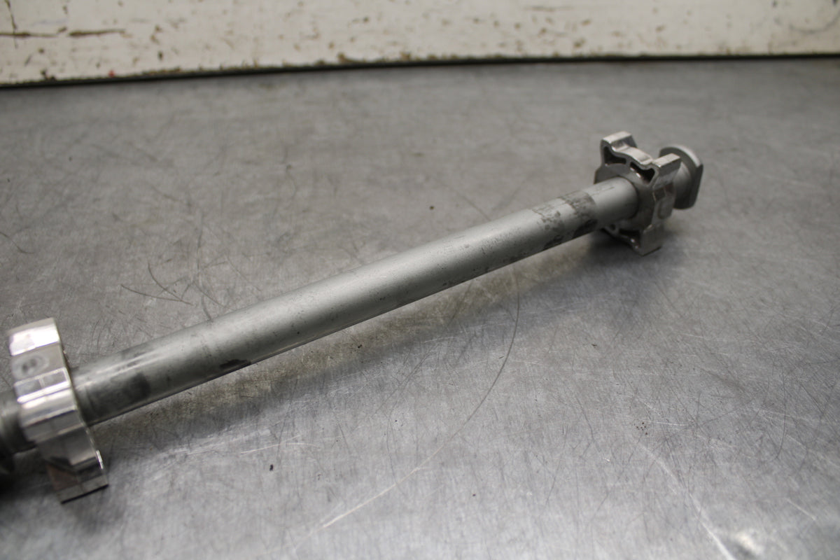 21-24 APRILIA TUONO 660 FACTORY REAR AXLE BACK WHEEL RIM PIVOT BOLT AXEL BB733