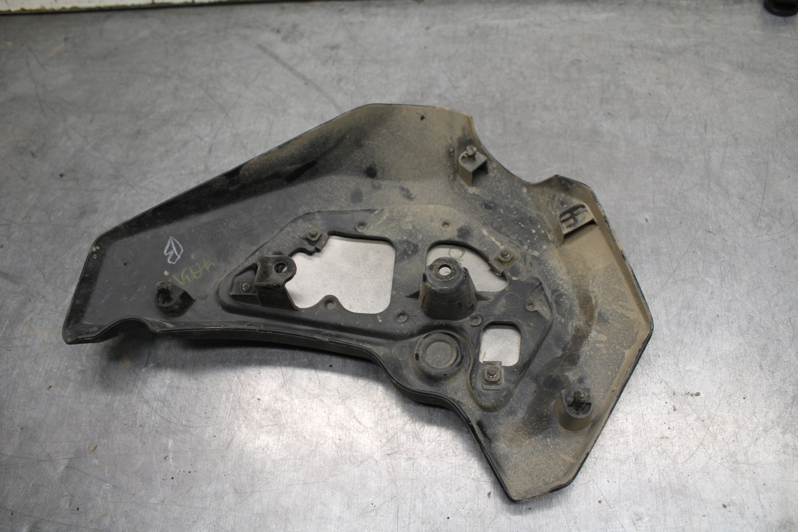 16-17 KAWASAKI VULCAN S 650 EN650 ABS ENGINE SIDE COVER PANEL COWL FAIRING BB731