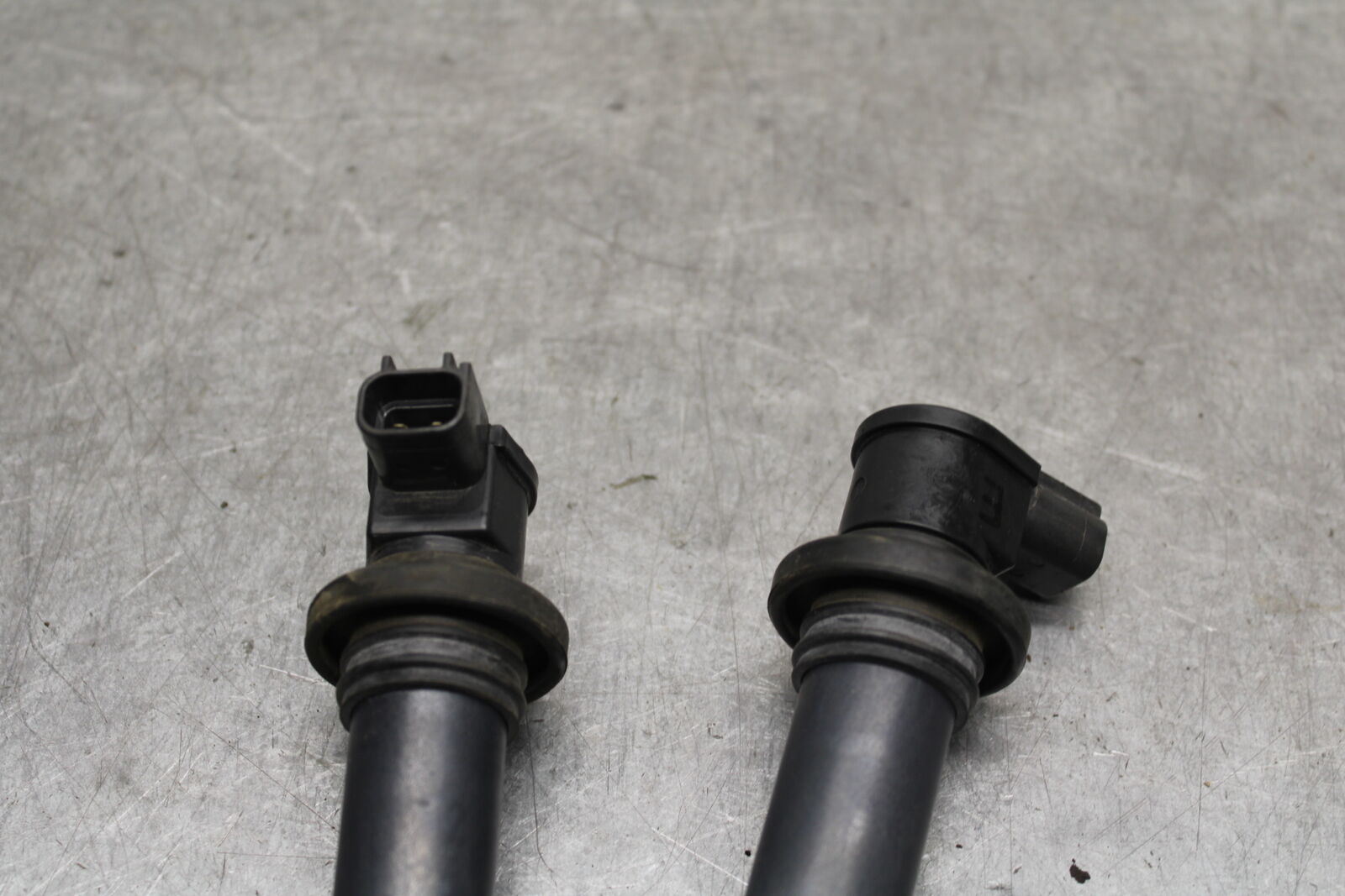 06-07 SUZUKI GSXR750 IGNITION COILS COIL SPARK PLUG CAPS 33410-02H00 BB670