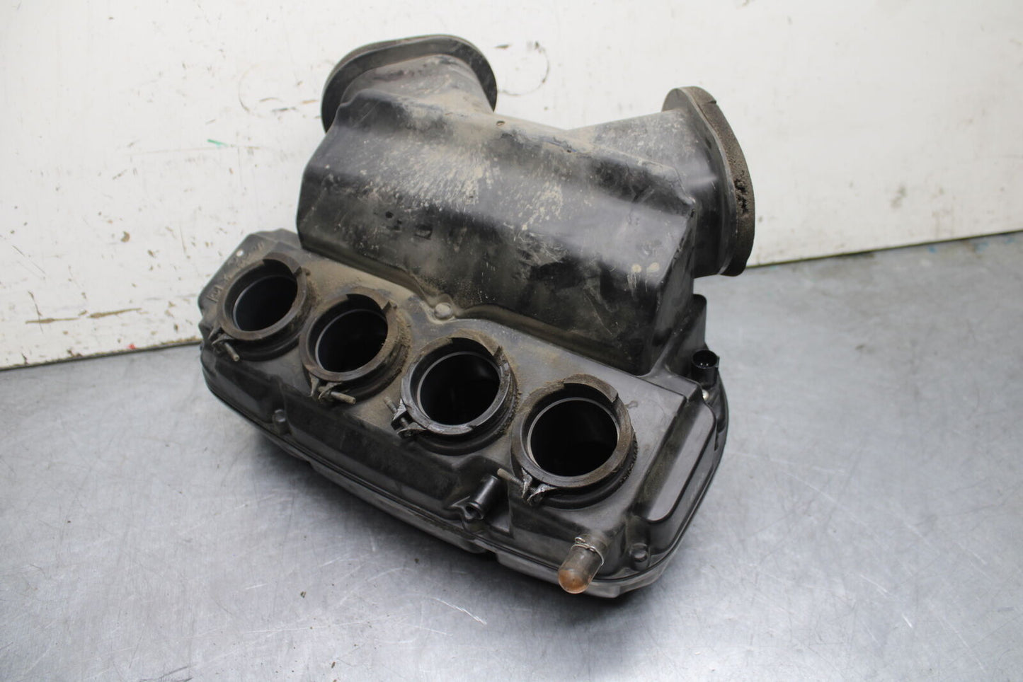 08-09 SUZUKI GSXR600 AIRBOX AIR INTAKE FILTER BOX BB728
