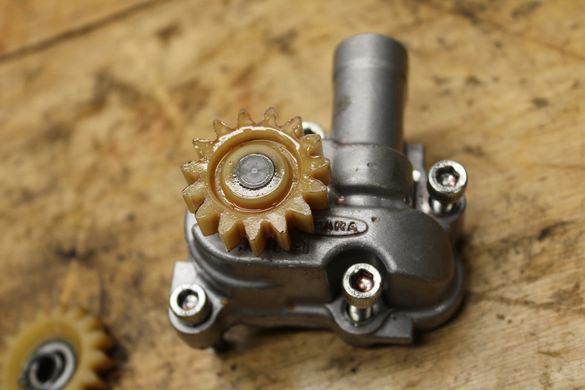 15-17 YAMAHA YZF R3 ENGINE MOTOR OIL PUMP BB293