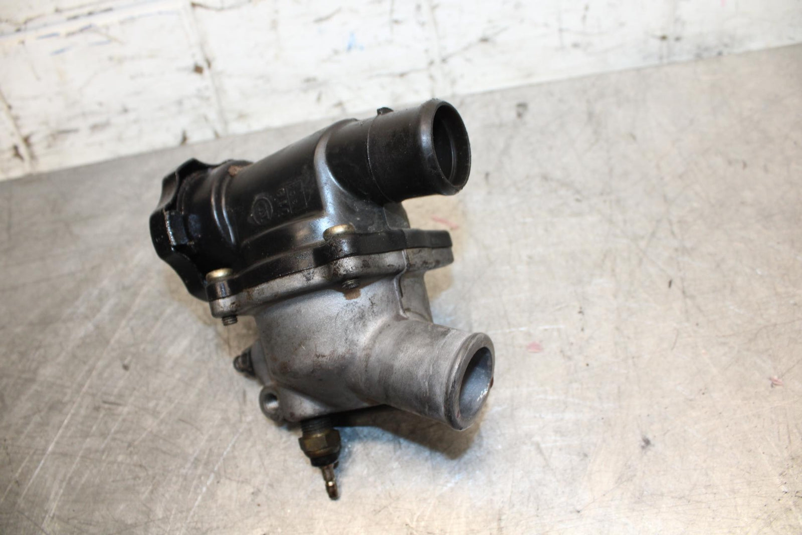 2001 Kawasaki Ninja ZX6 ZX600E THERMOSTAT W HOUSING ASSEMBLY BB547