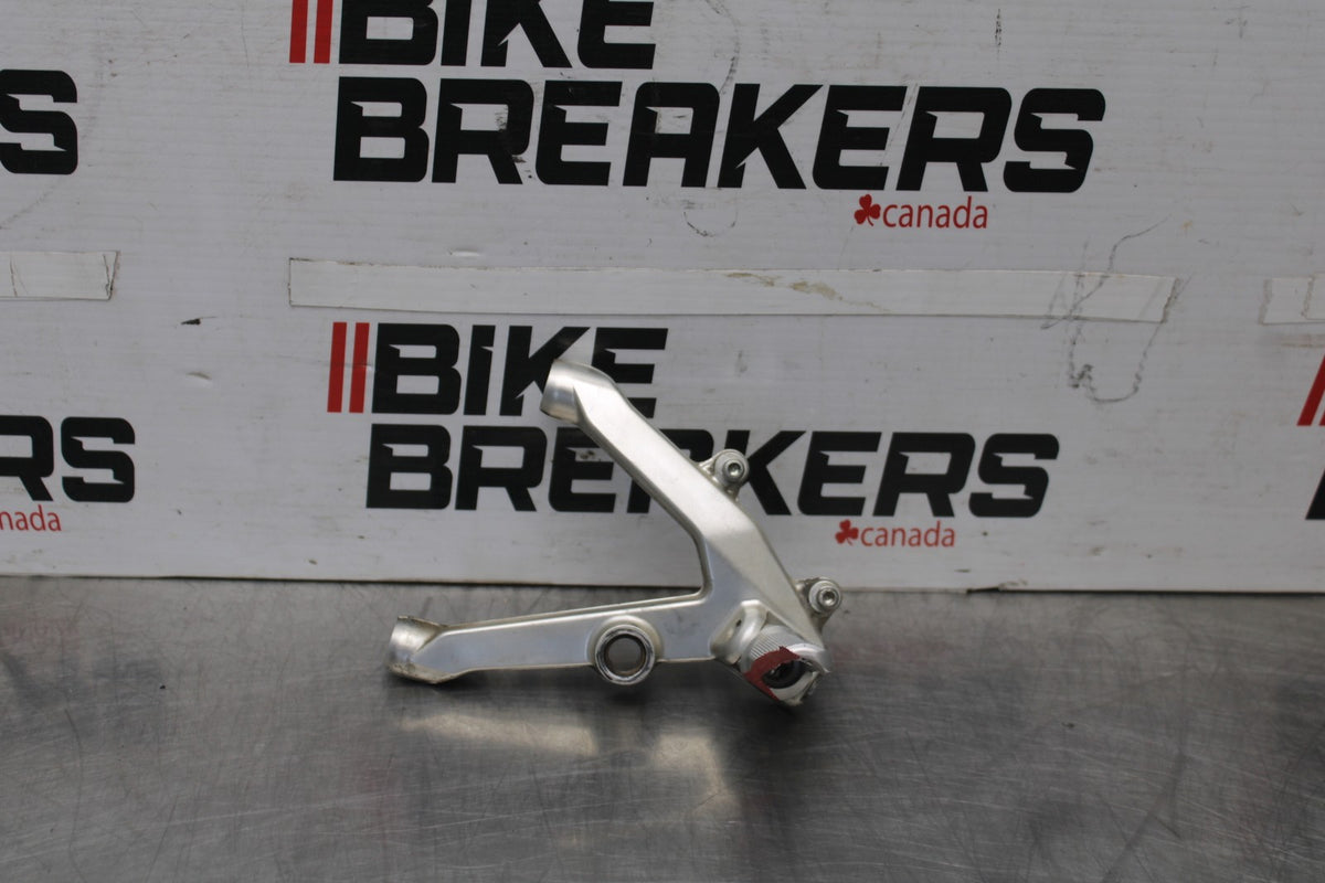 16 DUCATI 959 PANIGALE LEFT REARSET REAR SET DRIVER FOOT PEG REST STOP BB912
